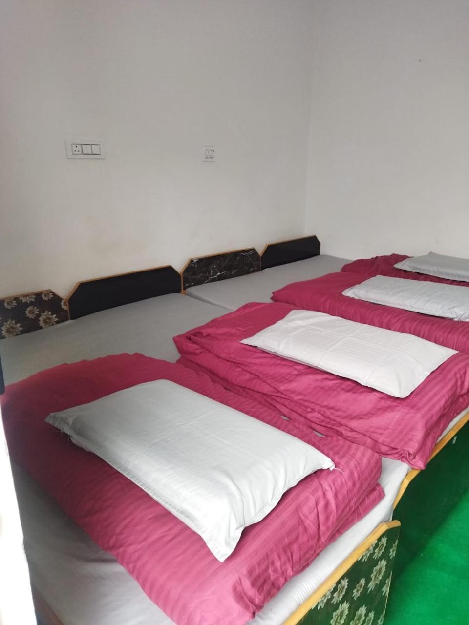 Hotel Narayana Residency Gupta Kāshi Eksteriør billede